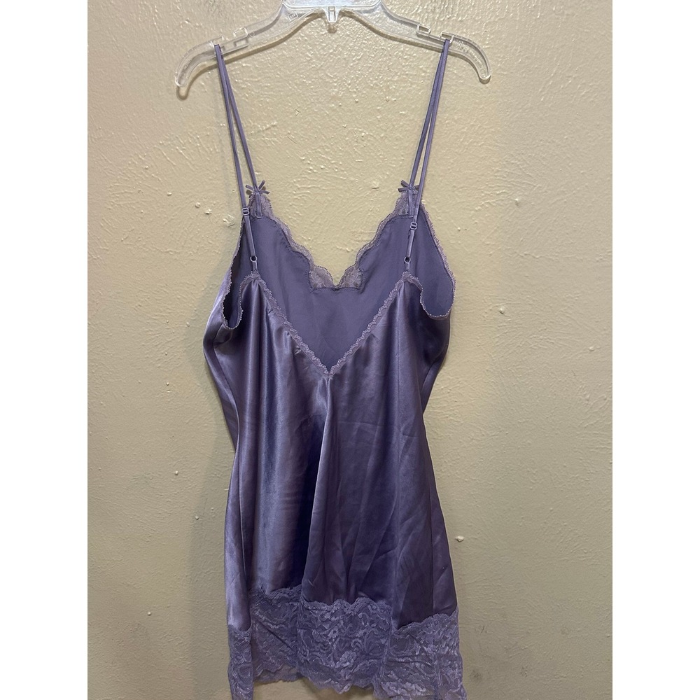Victoria's Secret Lavender Satin Lace Trim Slip Dress‎ Camisole Lingerie M - Picture 4 of 4